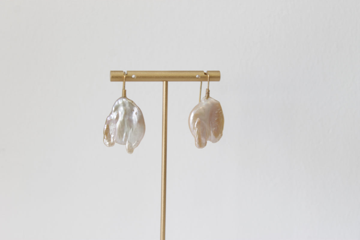 Pendientes perla coin barroca y oro