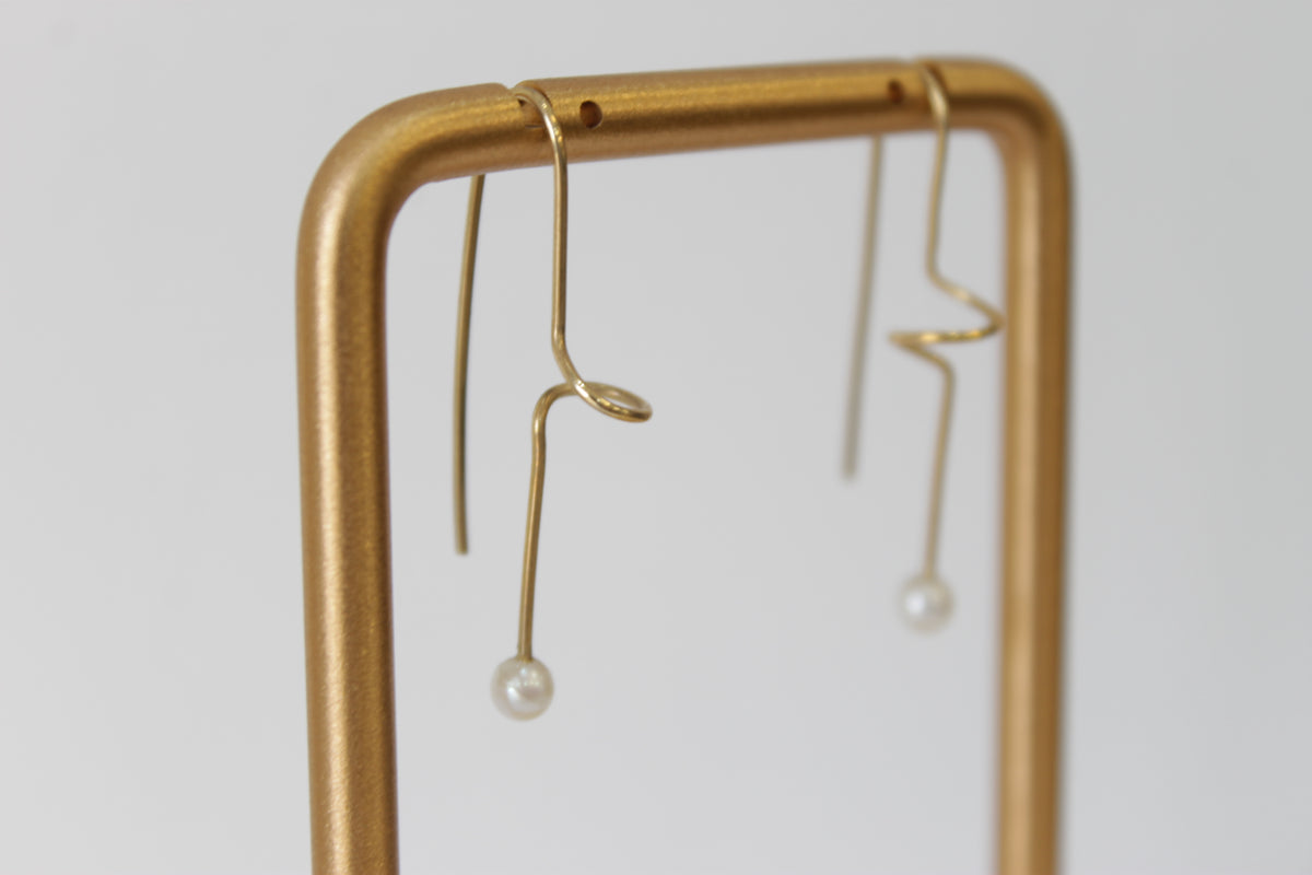 Pendientes hilo oro y perla